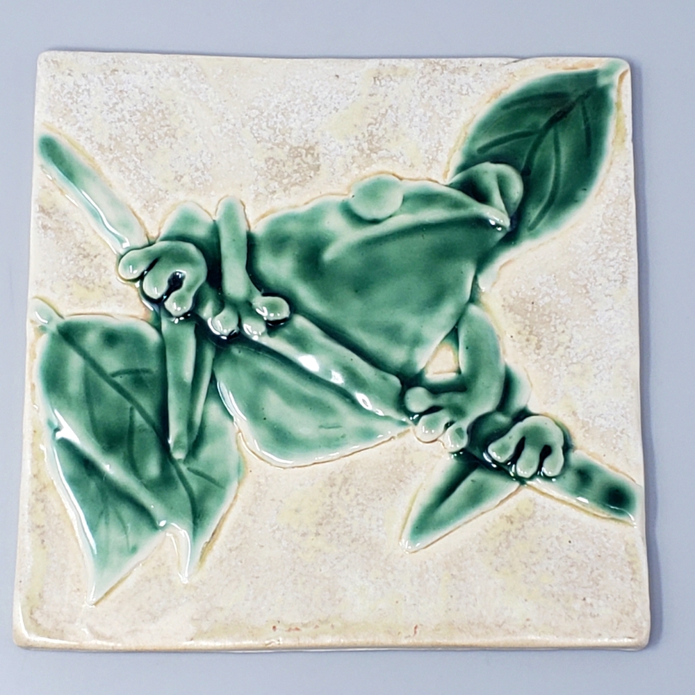 Terrapin Tree Frog Tile
